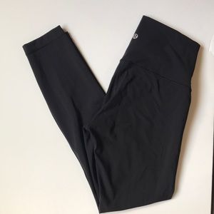Lululemon black Wunder Under High Rise 28”